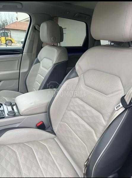 Volkswagen Touareg Tuareg 3.0 R-line