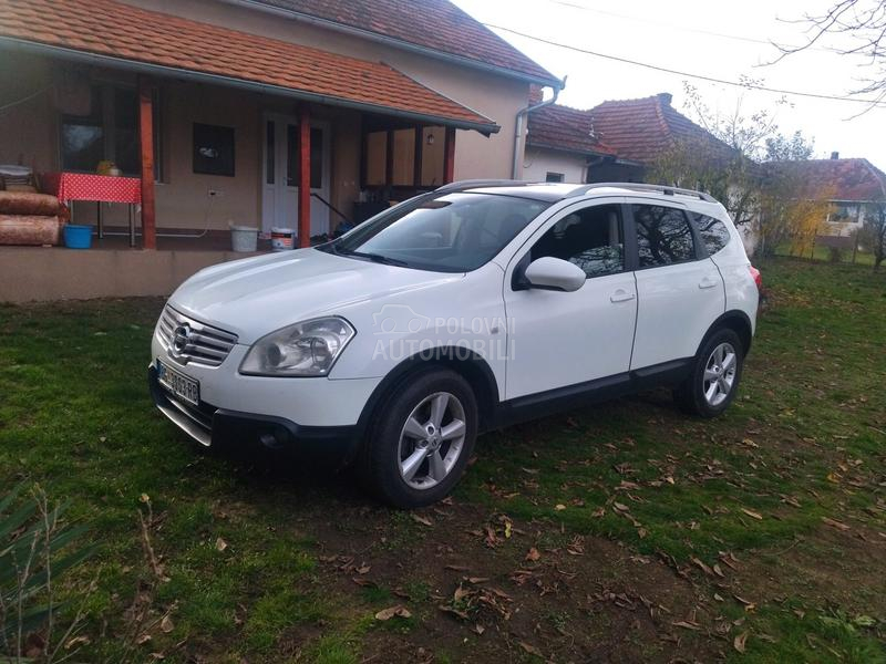 Nissan Qashqai + 2 