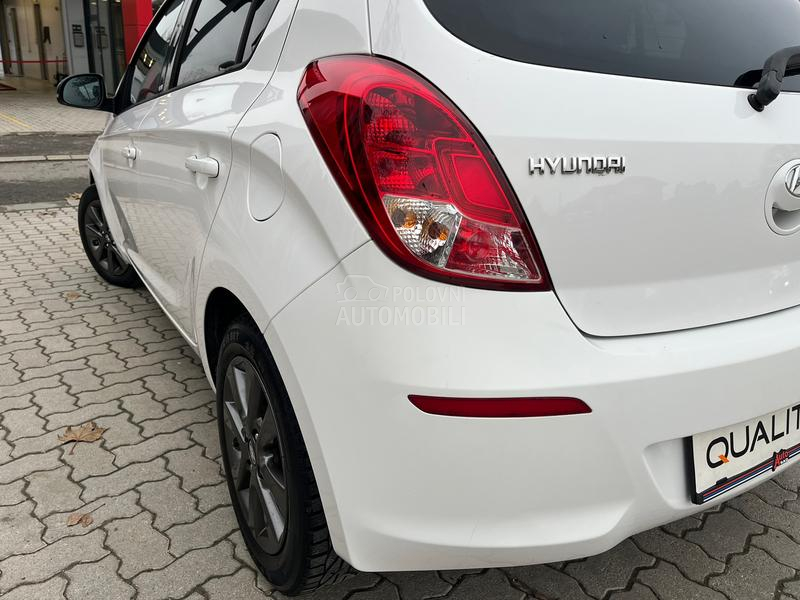 Hyundai i20 1.2 Švajcarac