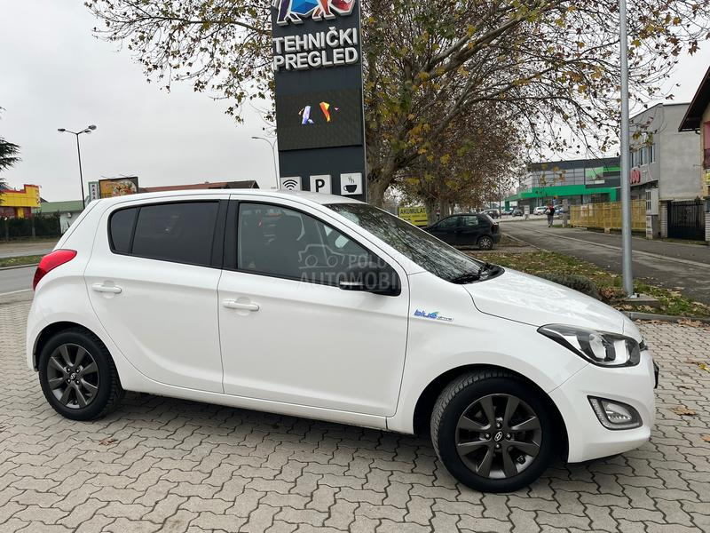Hyundai i20 1.2 Švajcarac