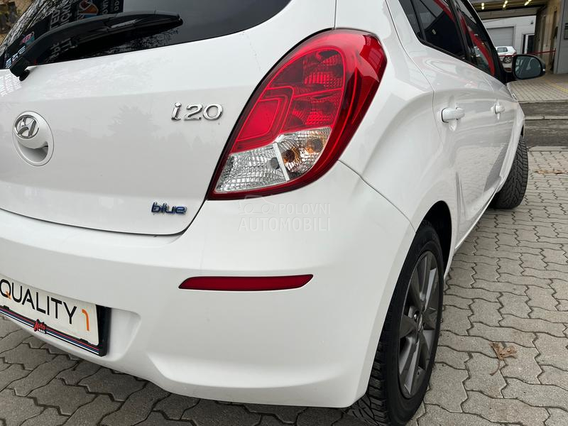 Hyundai i20 1.2 Švajcarac