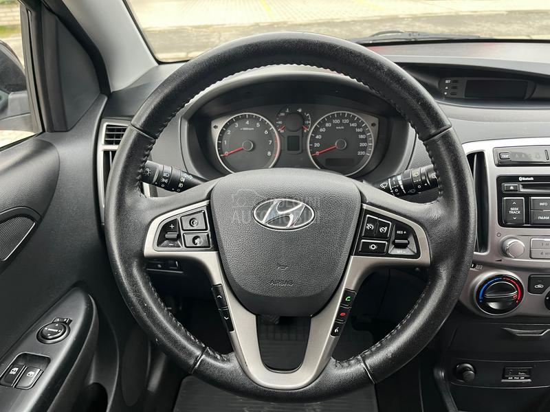Hyundai i20 1.2 Švajcarac