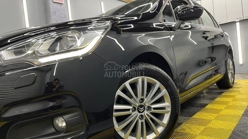 Citroen C4 P R E M I U M Ehdi