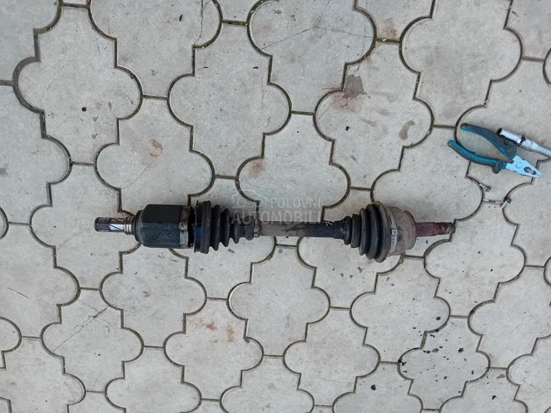 Leva poluosovina 1.9 JTD