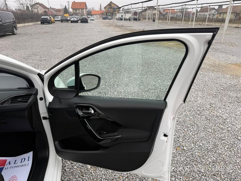Peugeot 208 1.2 Puretech