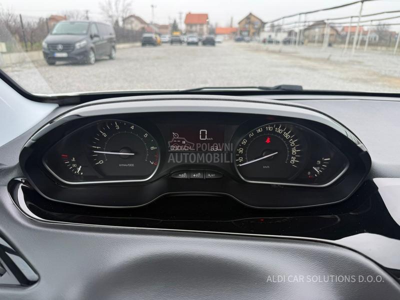 Peugeot 208 1.2 Puretech
