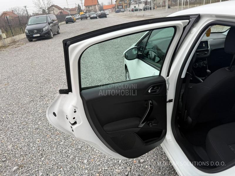 Peugeot 208 1.2 Puretech