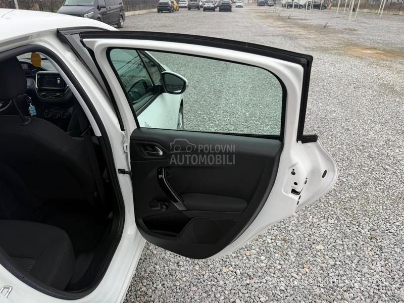 Peugeot 208 1.2 Puretech