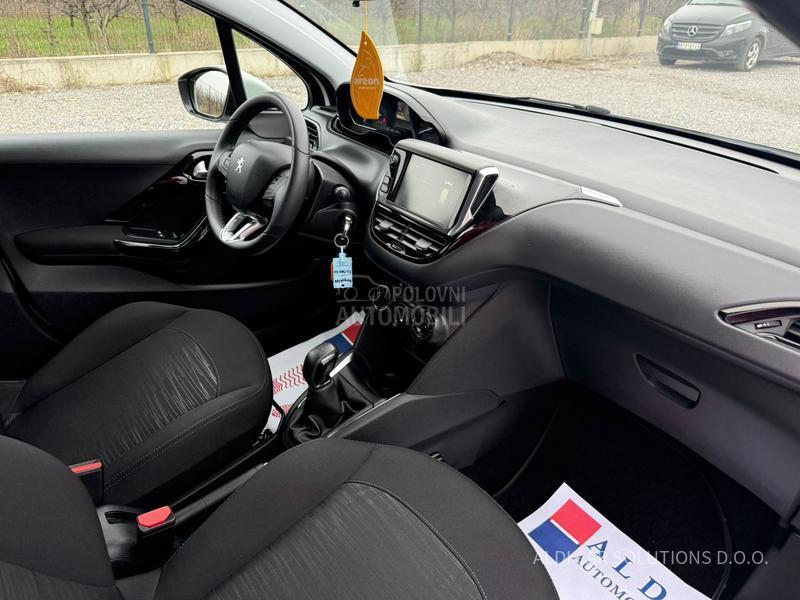 Peugeot 208 1.2 Puretech