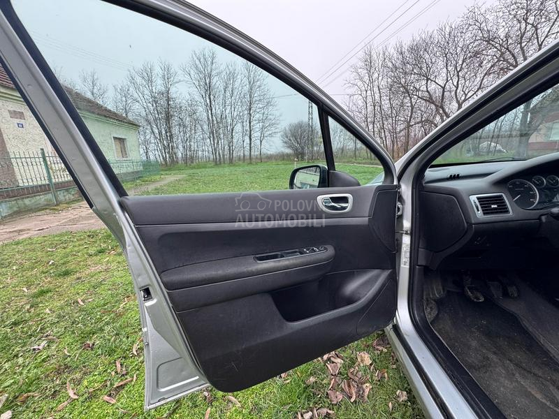 Peugeot 307 2.0 HDI PANO
