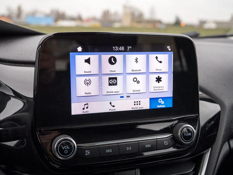 Ford Fiesta 1.1 b TREND HIGH