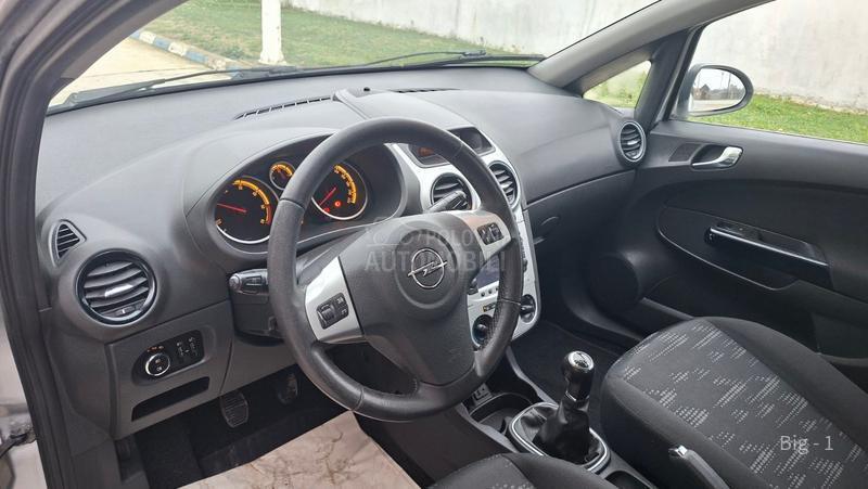 Opel Corsa D 1.3 Mjet N A V I