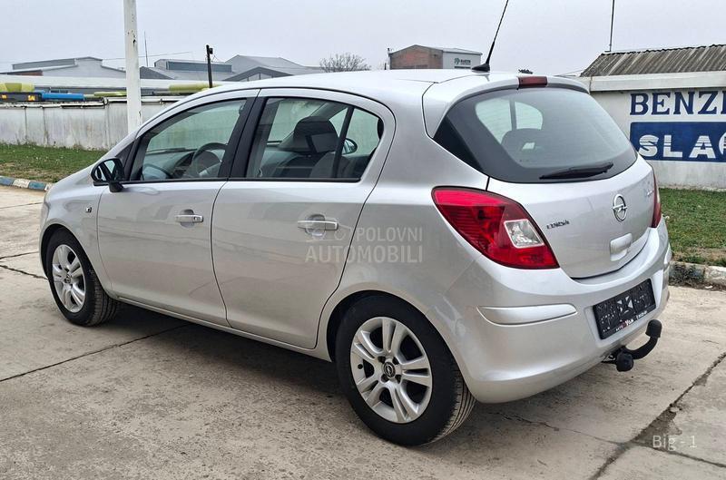 Opel Corsa D 1.3 Mjet N A V I