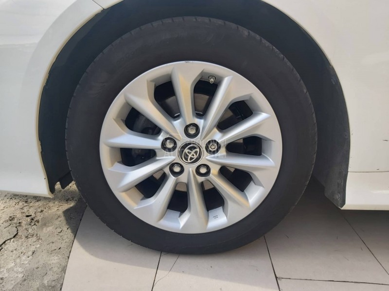 Toyota Corolla 1.5 LUNA  AT