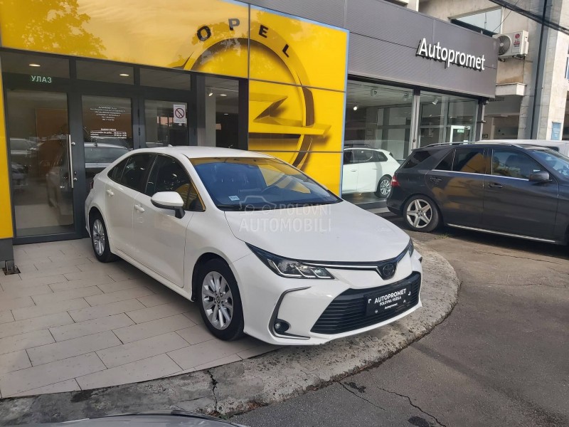 Toyota Corolla 1.5 LUNA  AT