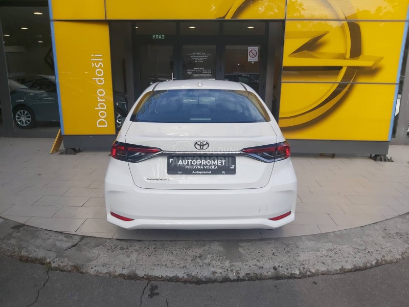 Toyota Corolla 1.5 LUNA  AT