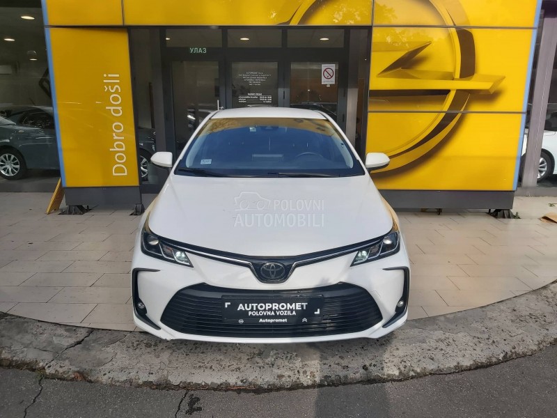 Toyota Corolla 1.5 LUNA  AT