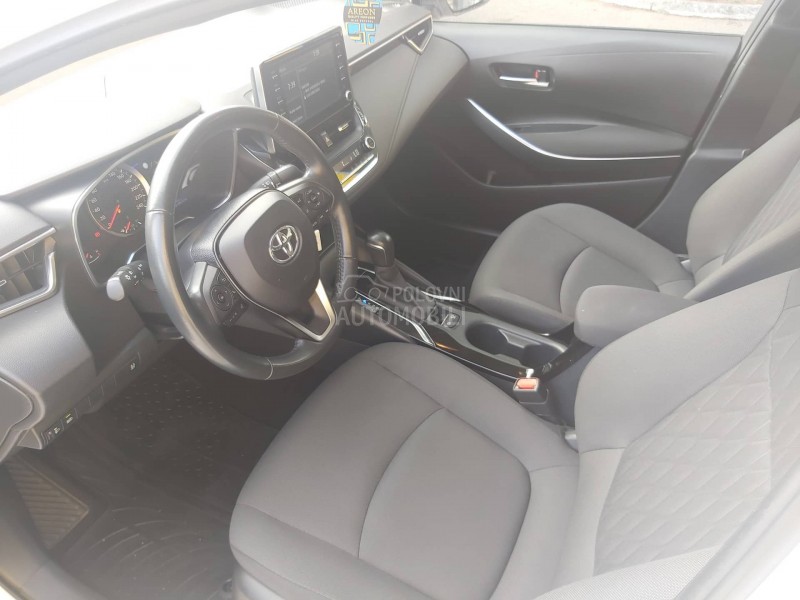 Toyota Corolla 1.5 LUNA  AT