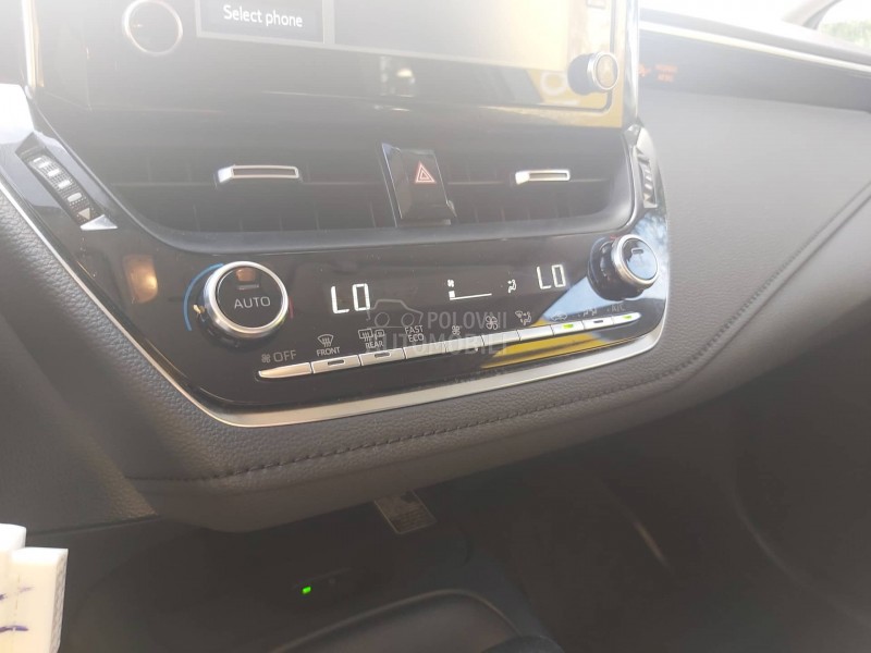 Toyota Corolla 1.5 LUNA  AT