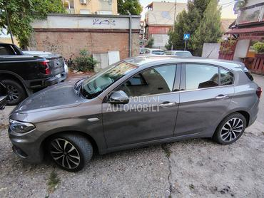Fiat Tipo Lounge Gratis VS