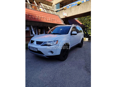 Mitsubishi Outlander 4WD