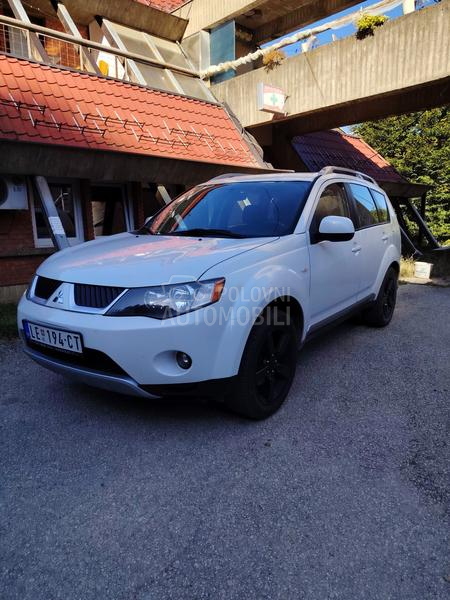 Mitsubishi Outlander 4WD