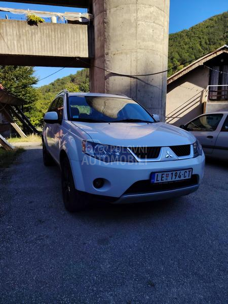 Mitsubishi Outlander 4WD