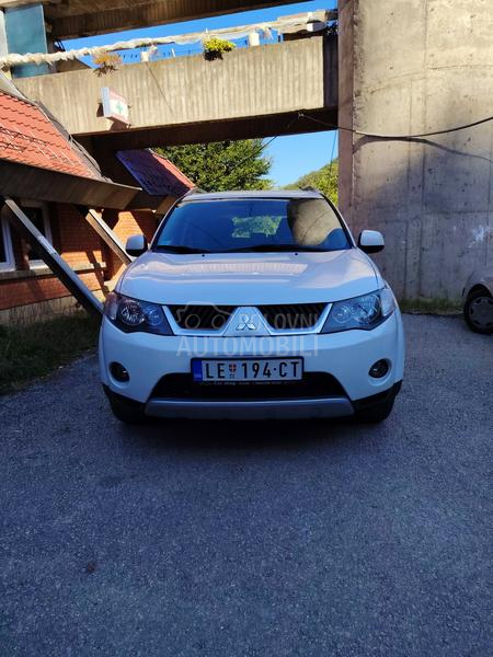 Mitsubishi Outlander 4WD