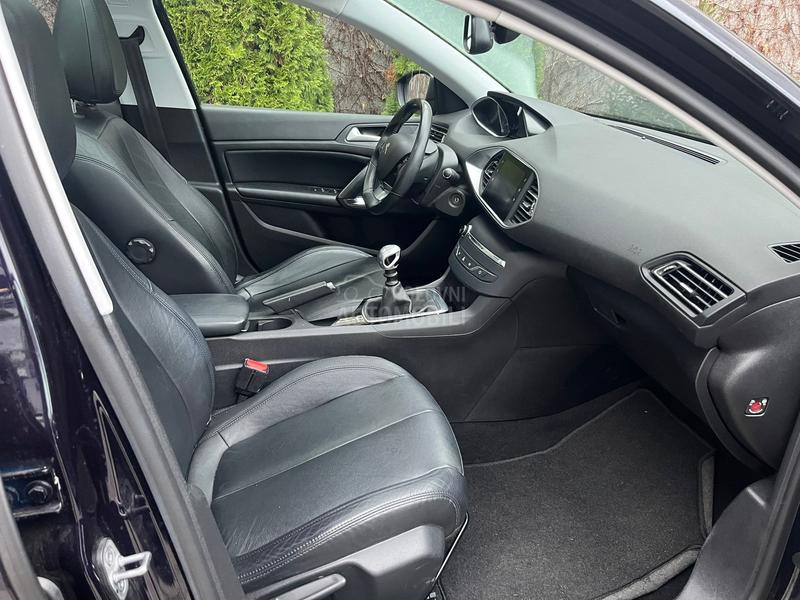 Peugeot 308 1.5 HDI Executive