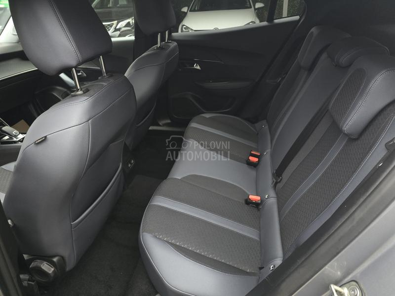 Peugeot 2008 ALLURE