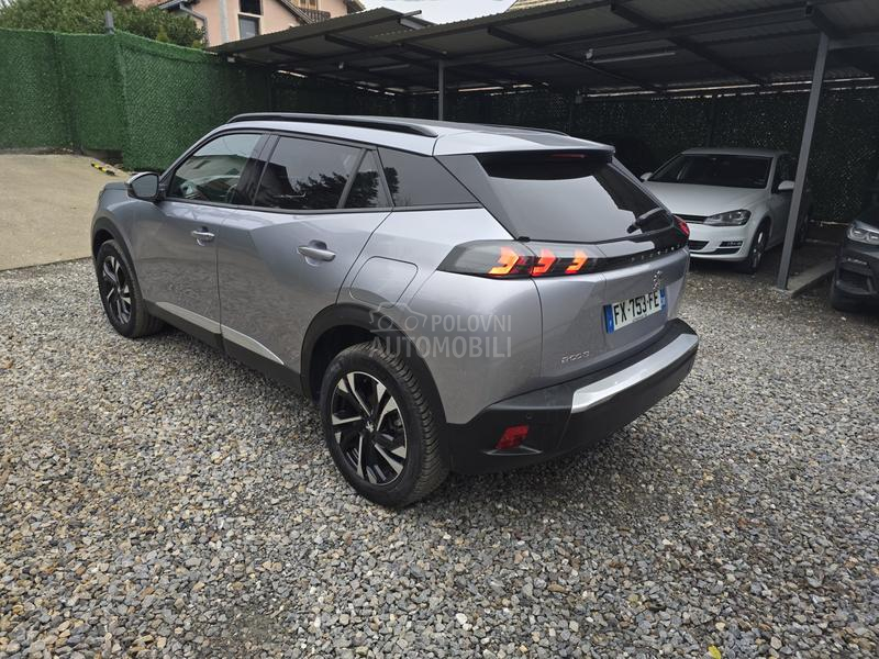 Peugeot 2008 ALLURE