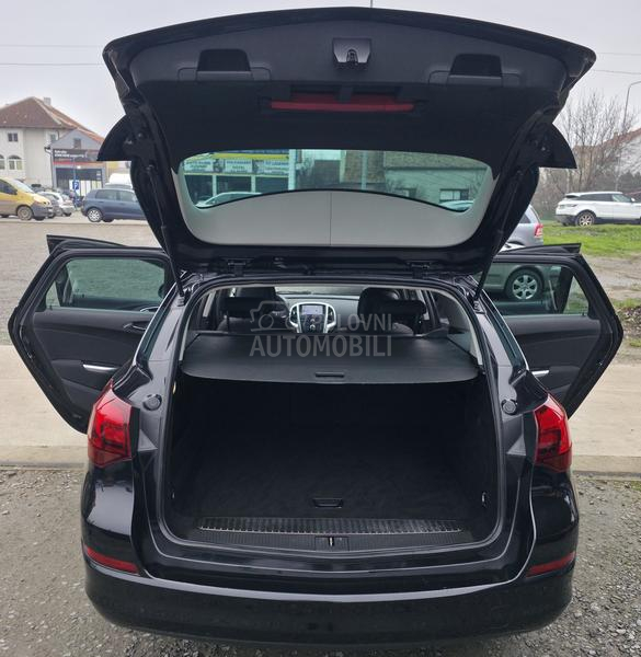 Opel Astra J 1.7 CDTI N.A.V.I