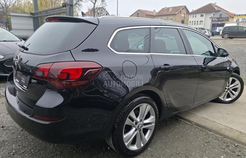Opel Astra J 1.7 CDTI N.A.V.I