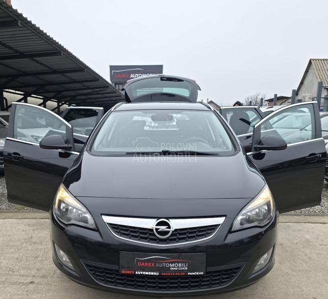 Opel Astra J 1.7 CDTI N.A.V.I