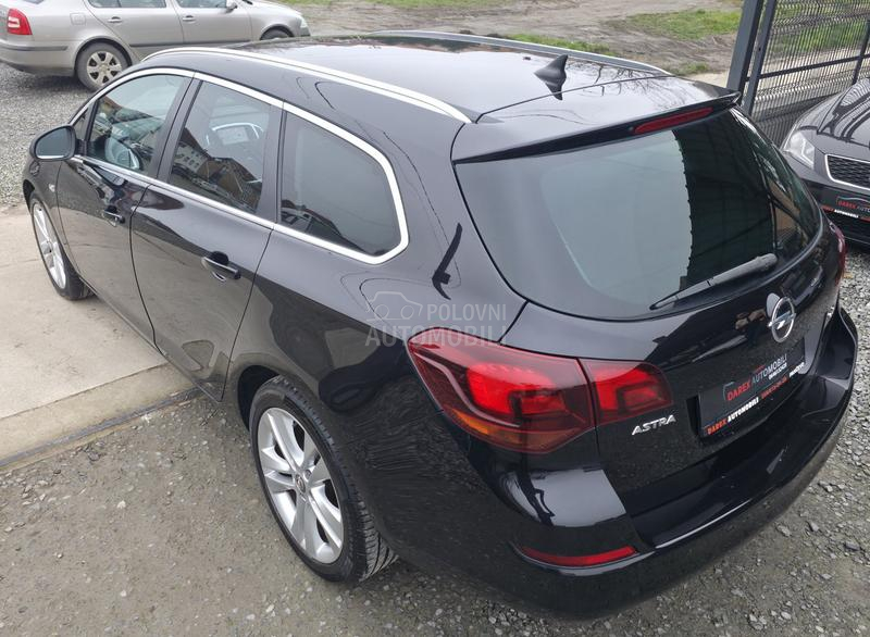 Opel Astra J 1.7 CDTI N.A.V.I