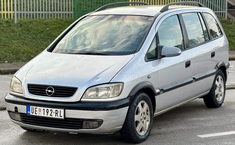 Opel Zafira 