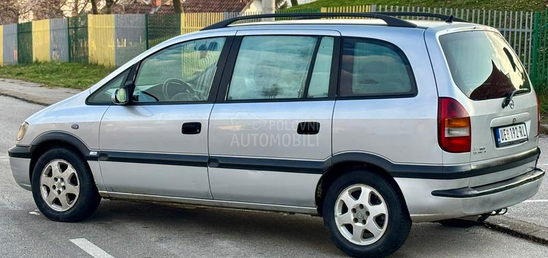 Opel Zafira 