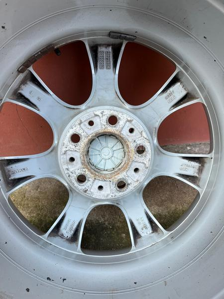 Pirelli 275/40 R18 Sve sezone