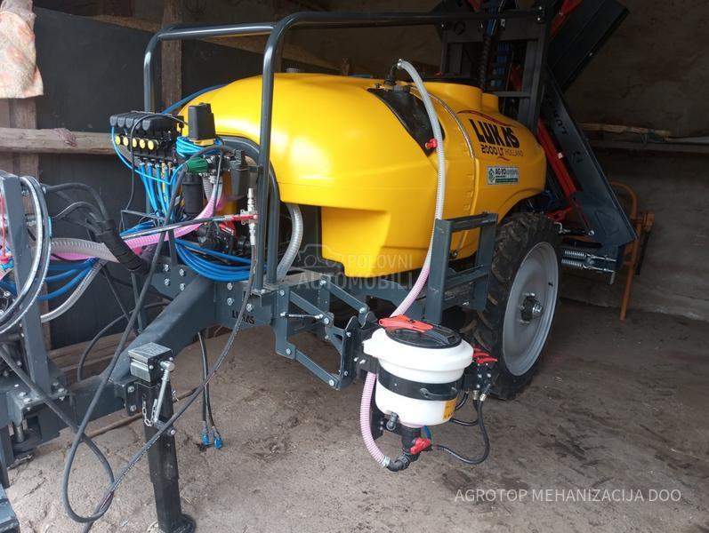 Lukas Holland 2000 LIT