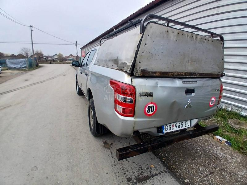 Mitsubishi L200 