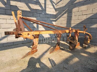 Lifam trobrazni plug