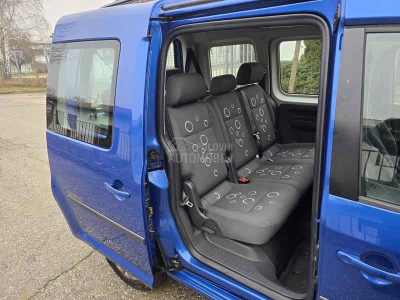 Volkswagen Caddy 1.6Tdi  7 SEDISTA