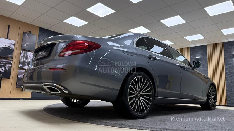 Mercedes Benz E 220 //PANO/360/MEM//