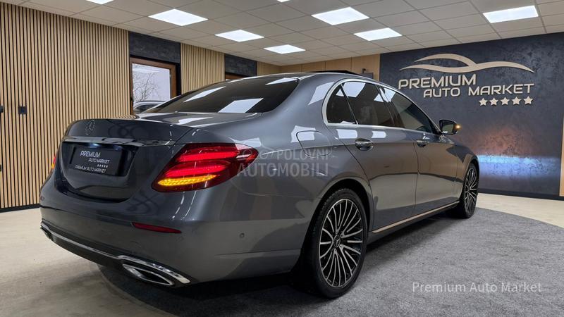 Mercedes Benz E 220 //PANO/360/MEM//