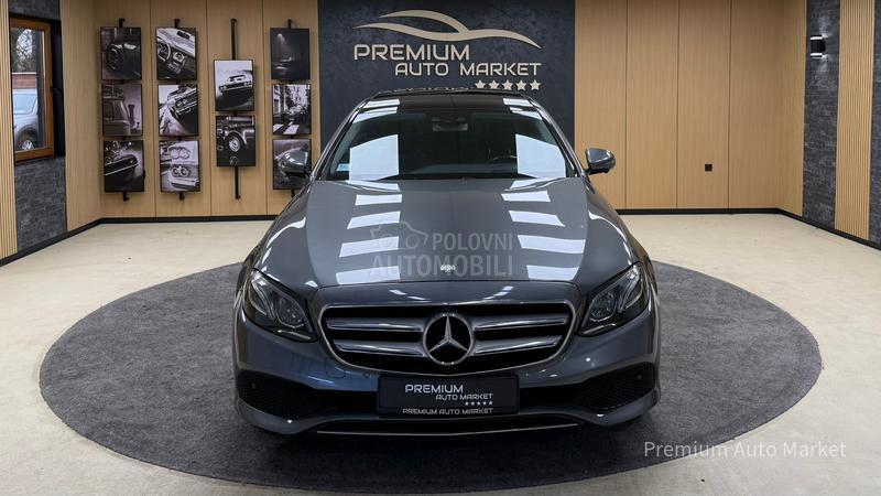 Mercedes Benz E 220 //PANO/360/MEM//