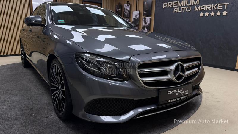 Mercedes Benz E 220 //PANO/360/MEM//