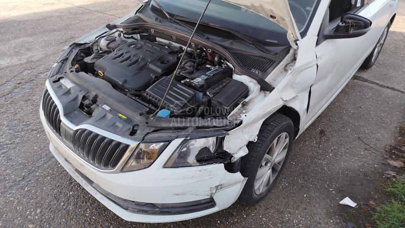 Škoda Octavia 1.6 tdi 95.000 k m