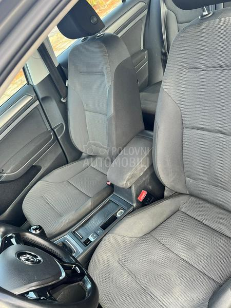 Volkswagen Golf 7 