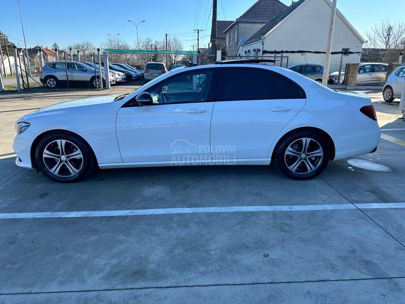 Mercedes Benz E 220 