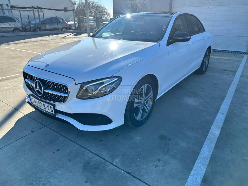 Mercedes Benz E 220 